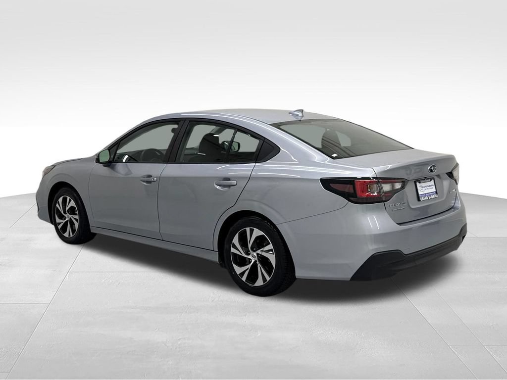 Certified 2025 Subaru Legacy Premium AWD/4WD image 4