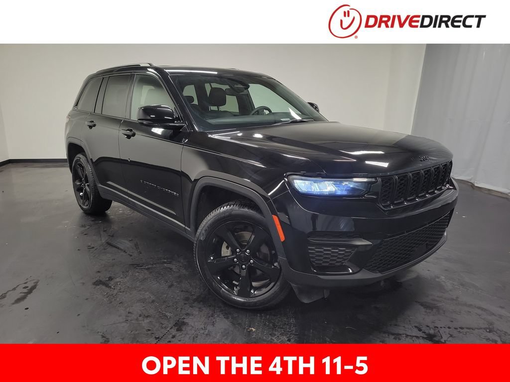 Used 2023 Jeep Grand Cherokee Altitude