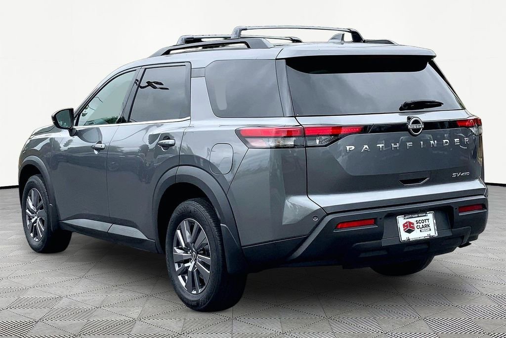 Used 2023 Nissan Pathfinder SV AWD/4WD image 4