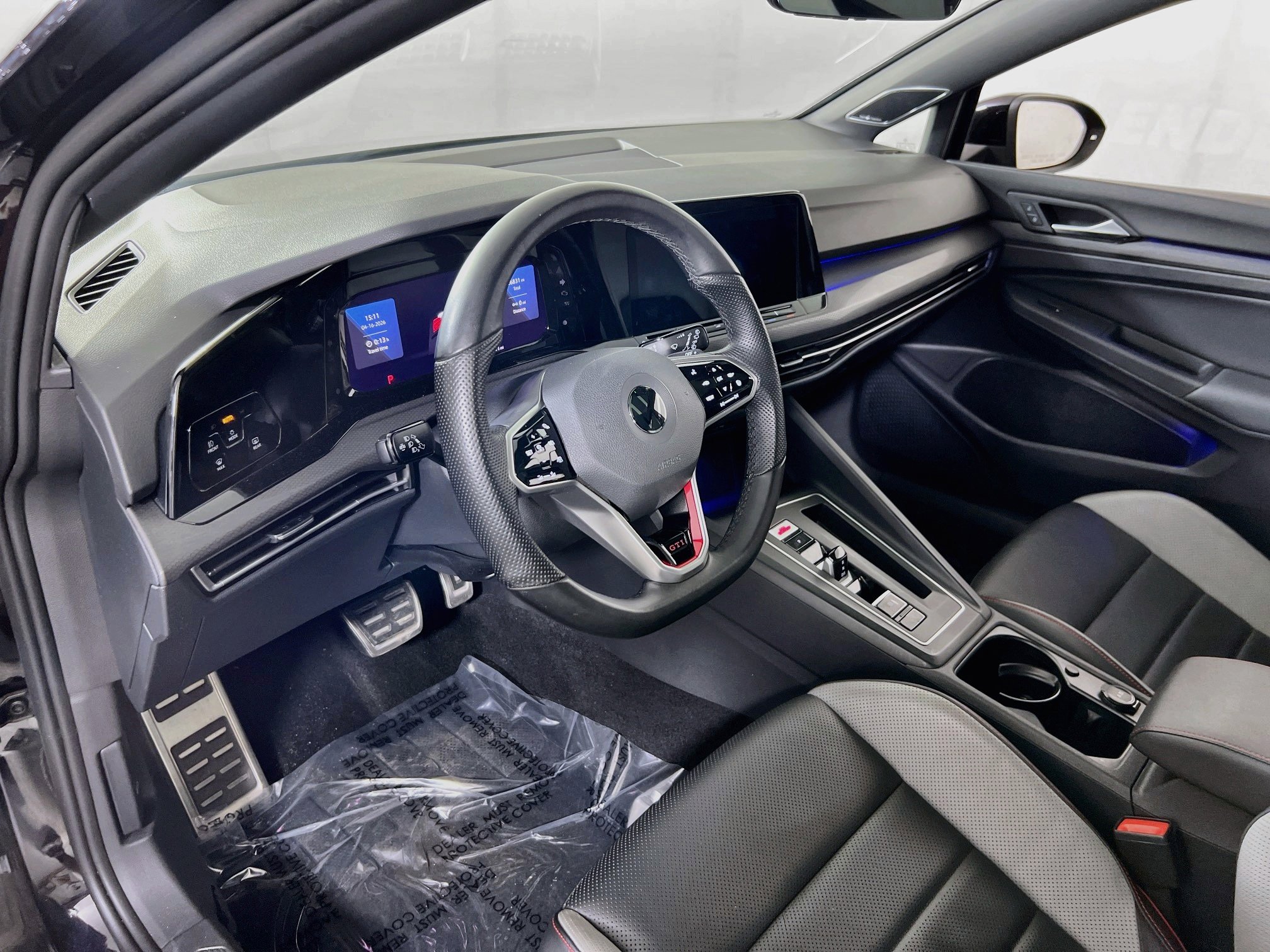 Used 2022 Volkswagen GTI SE w/ SE Leather Package image 9