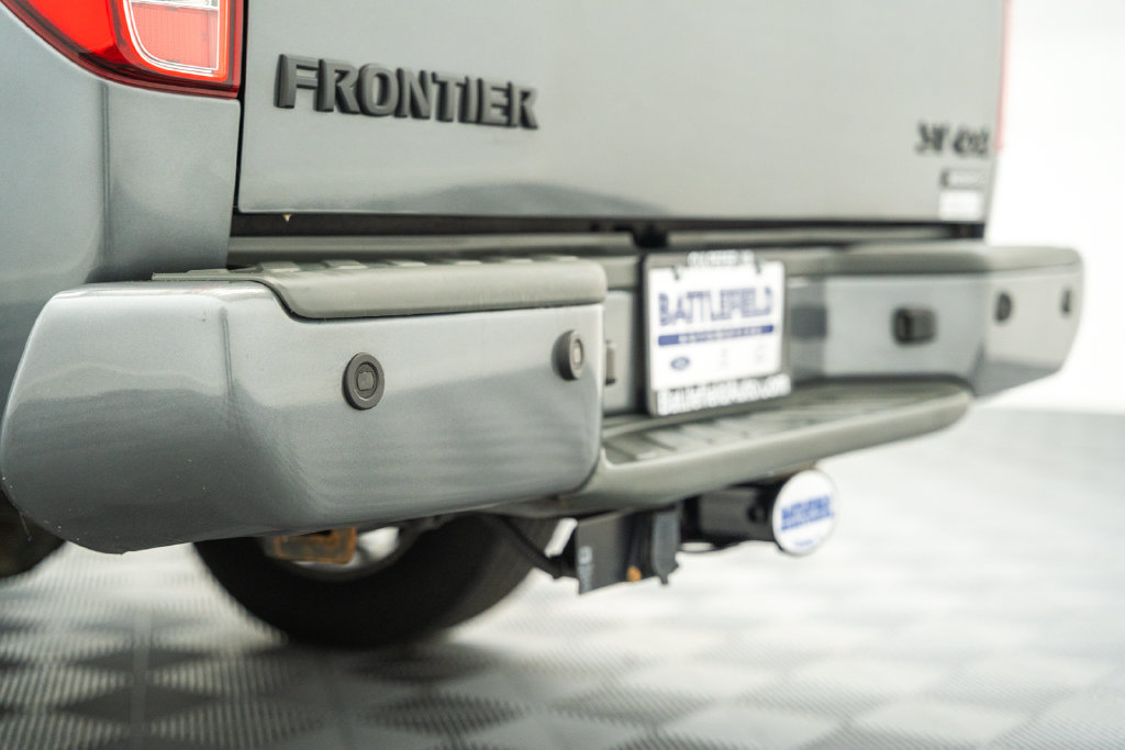 Used 2020 Nissan Frontier SV w/ Midnight Edition Floor Mats AWD/4WD image 9
