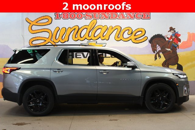 Used 2023 Chevrolet Traverse LT