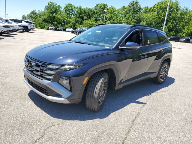 New 2026 Hyundai Tucson Limited AWD/4WD image 2