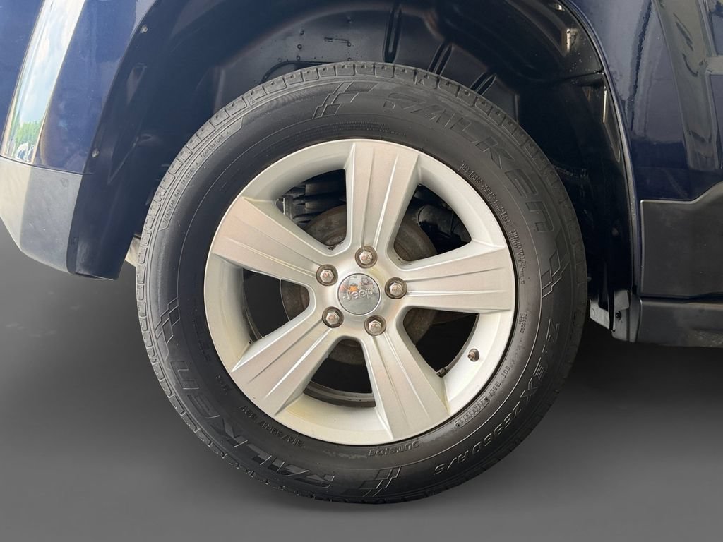 Used 2016 Jeep Patriot Sport w/ Tire & Wheel Group FWD image 10