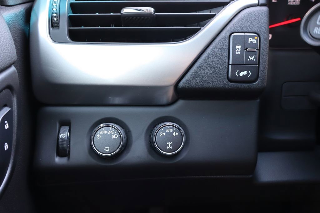 Used 2016 Chevrolet Tahoe LT AWD/4WD image 15