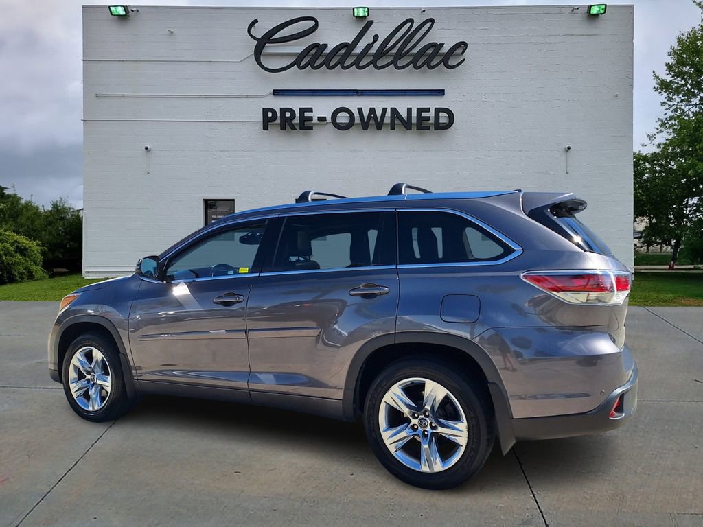 Used 2016 Toyota Highlander Limited Platinum image 5