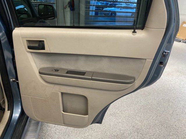 Used 2010 Ford Escape 4WD Hybrid image 30