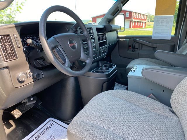Used 2021 GMC Savana 3500 w/ Power Convenience Package RWD image 9