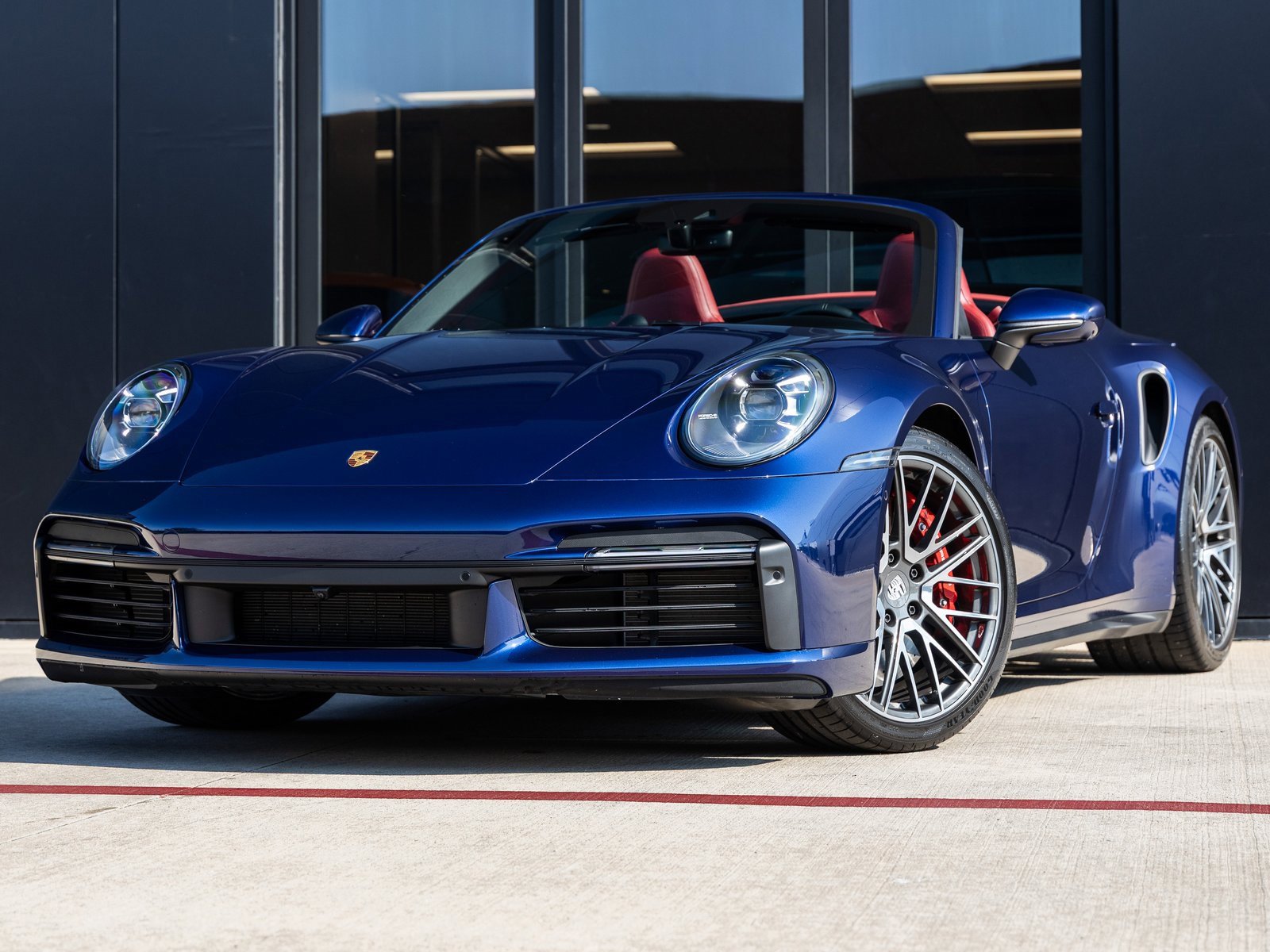 Certified 2025 Porsche 911 Turbo