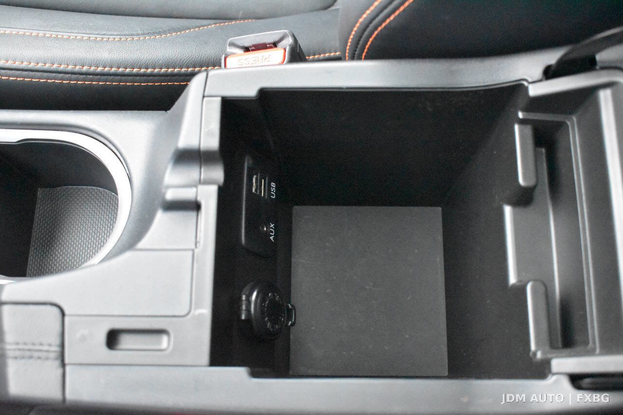 Used 2018 Subaru Crosstrek 2.0i Limited image 33