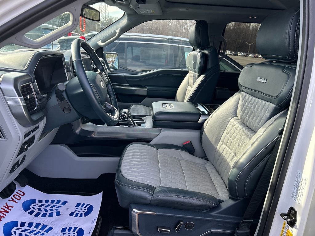 Used 2022 Ford F150 Limited image 11