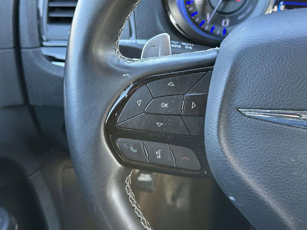 Used 2017 Chrysler 300 S image 24