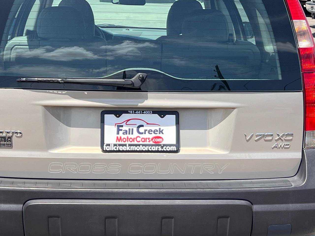 Used 2002 Volvo V70 Cross Country AWD/4WD image 14