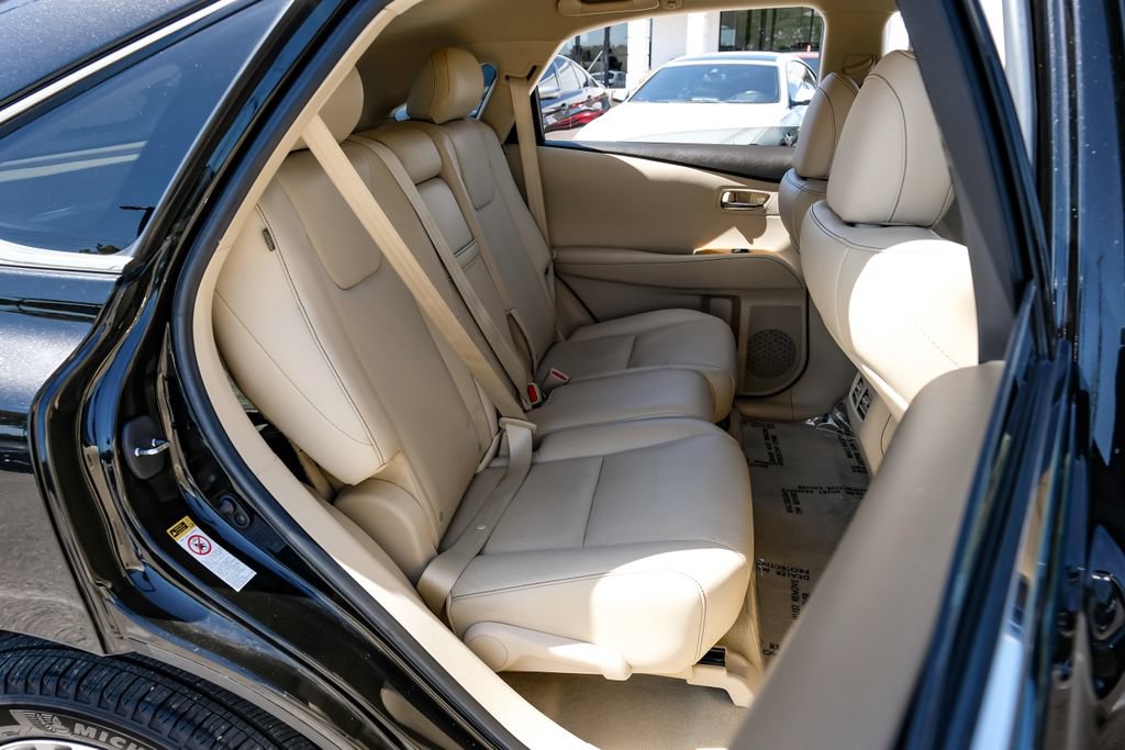 Used 2015 Lexus RX 450h AWD image 37