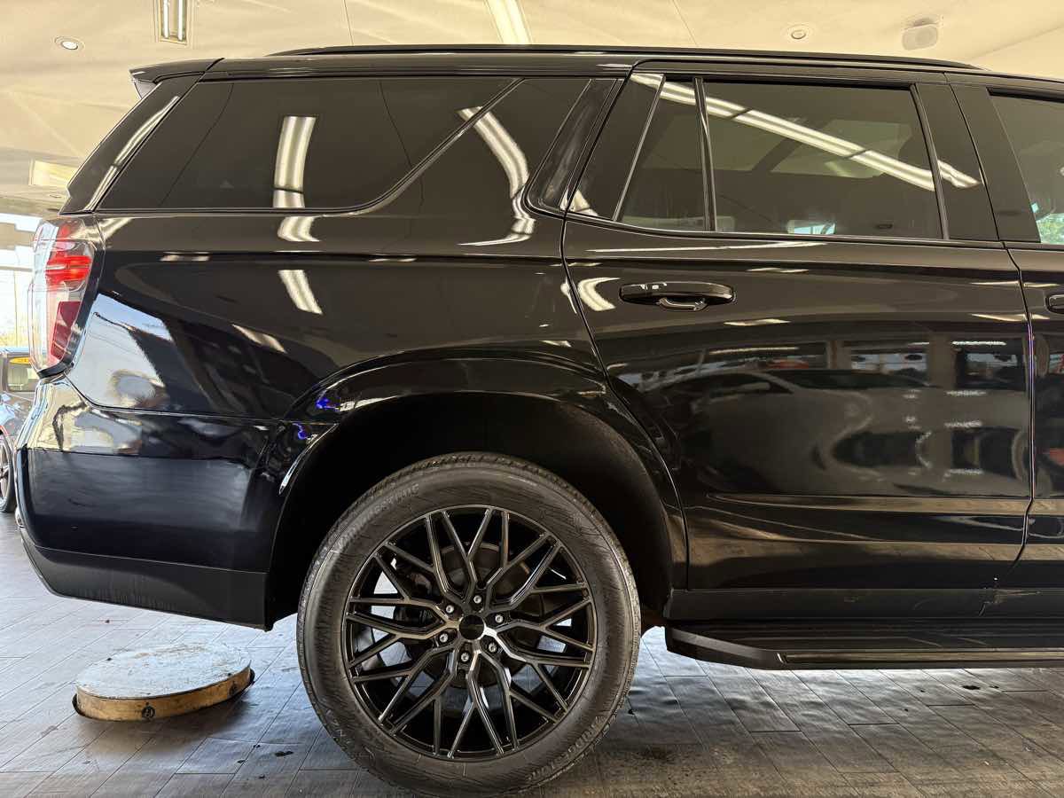 Used 2023 Chevrolet Tahoe RST AWD/4WD image 9
