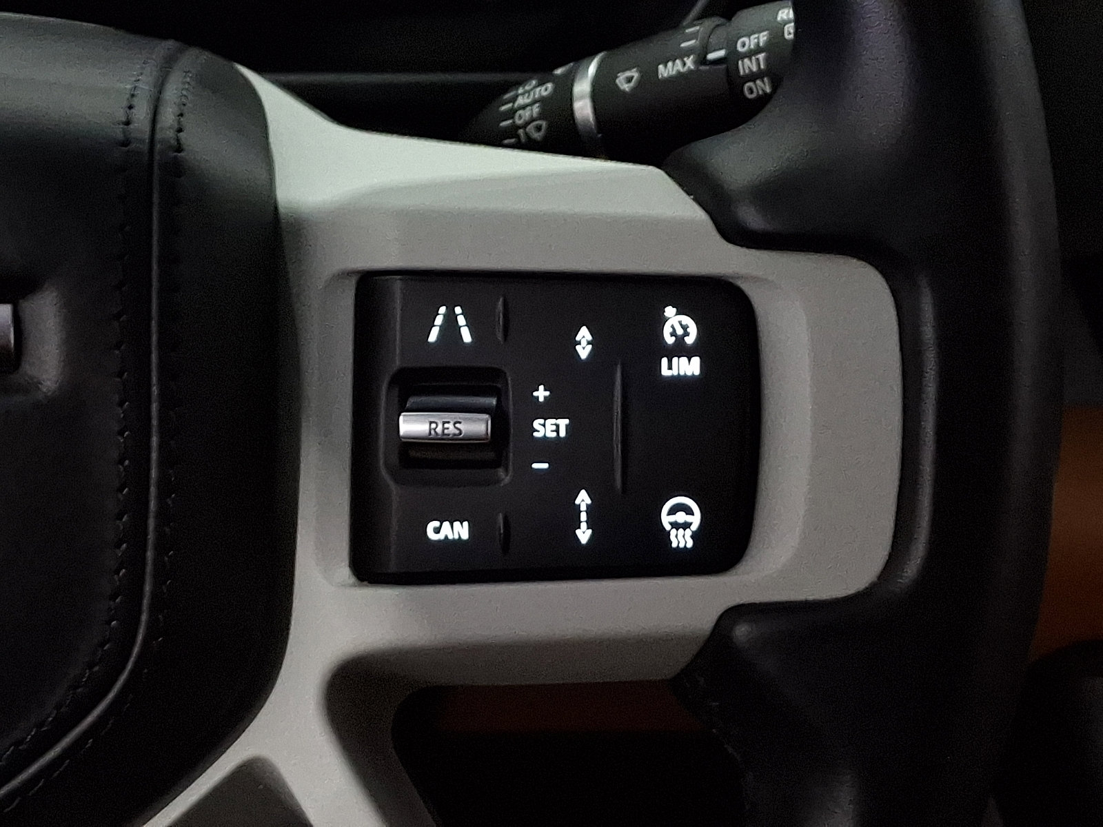 Certified 2023 Land Rover Defender 130 First Edition image 23