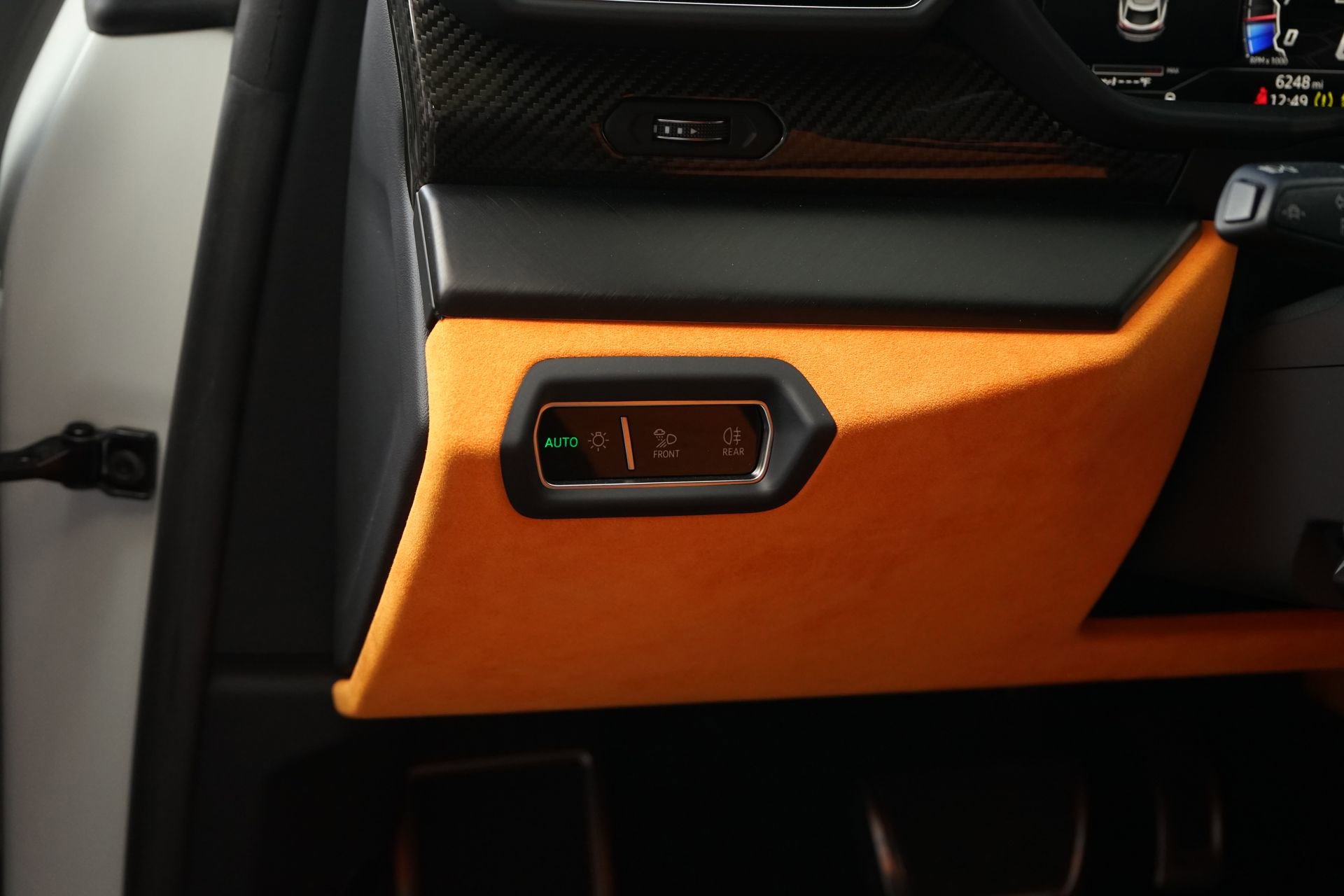 Used 2021 Lamborghini Urus image 27