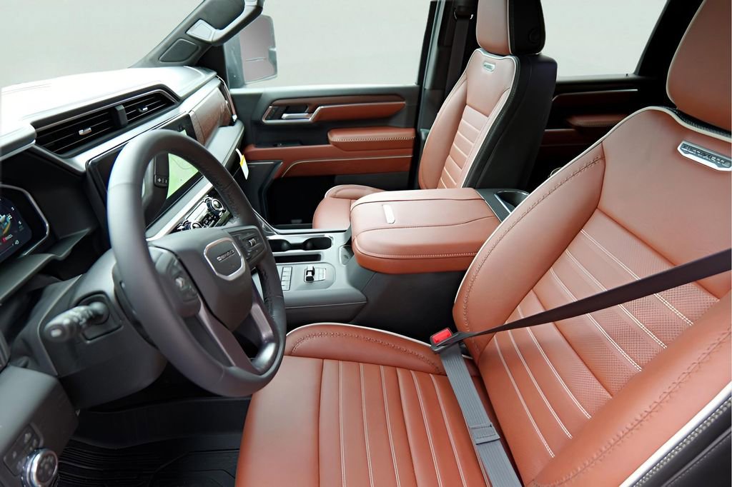 New 2026 GMC Sierra 2500 Denali Ultimate w/ Max Trailering Package image 9