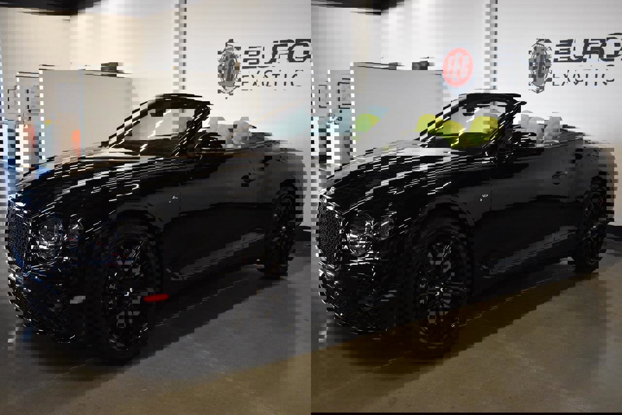 Used 2021 Bentley Continental GT image 6