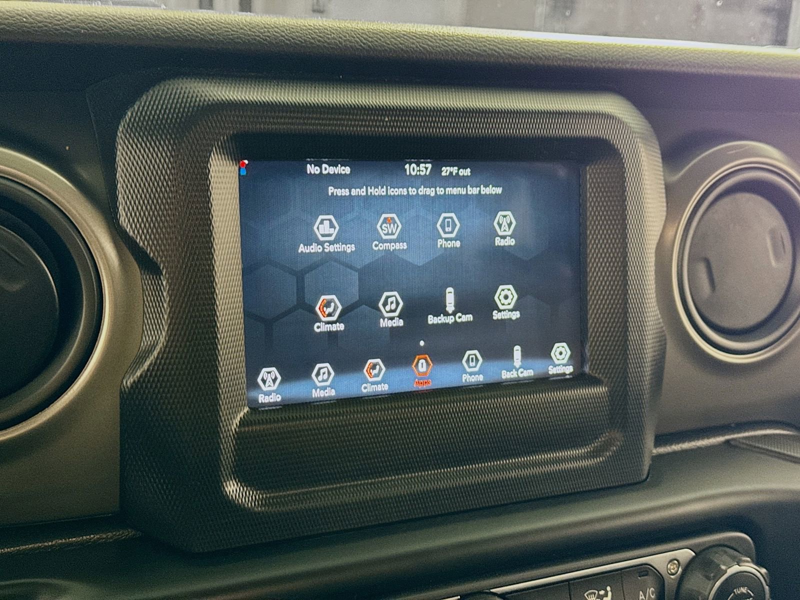 Used 2022 Jeep Wrangler Sport image 12