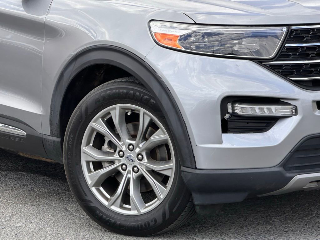 Used 2021 Ford Explorer XLT w/ Equipment Group 202A RWD image 40