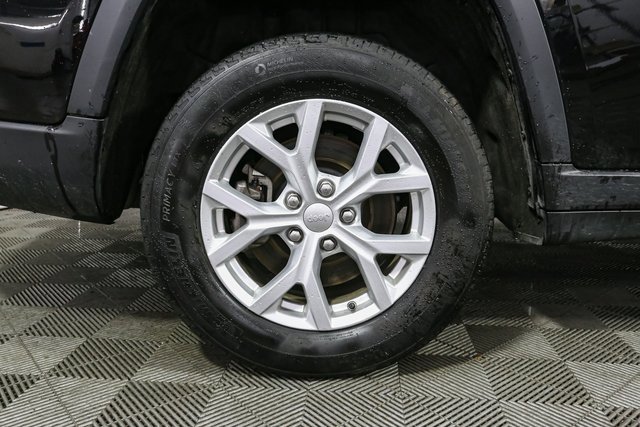 Used 2023 Jeep Grand Cherokee L Limited image 17