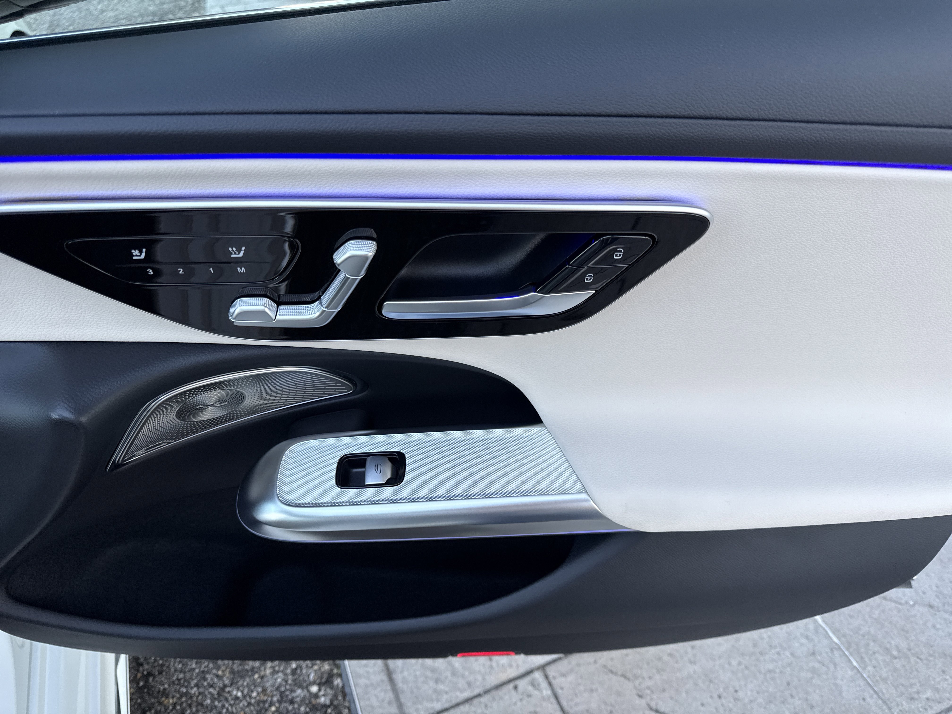 Certified 2024 Mercedes-Benz E 350 4MATIC Sedan image 17