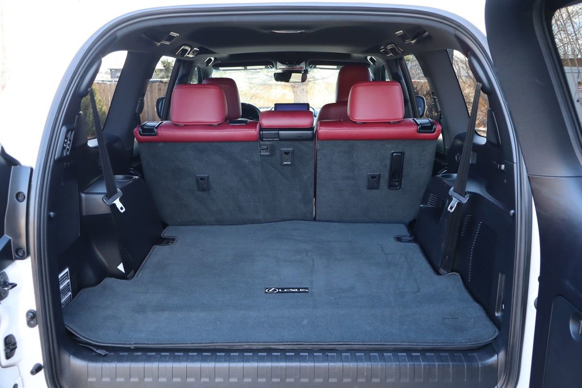 Used 2022 Lexus GX 460 Luxury w/ Off Road Package image 14