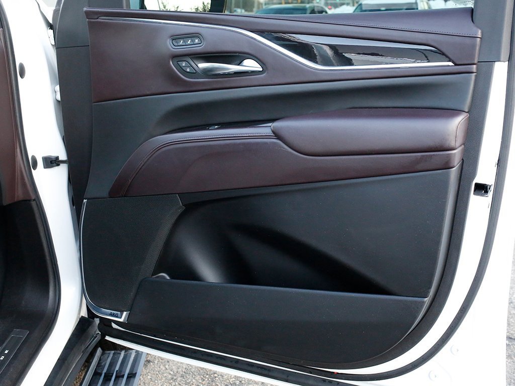 Used 2021 Cadillac Escalade Premium Luxury Platinum image 28
