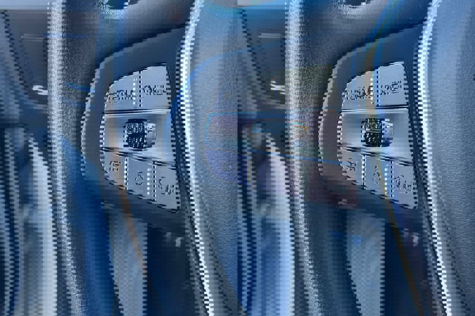 Certified 2023 BMW X4 xDrive30i w/ Premium Package image 28