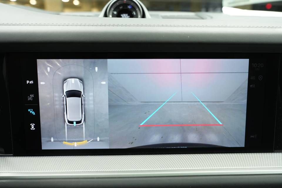 New 2026 Porsche Cayenne image 20