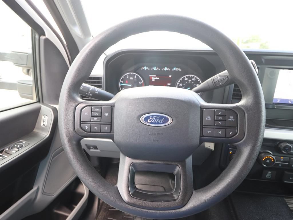 Certified 2025 Ford F350 XL AWD/4WD image 17