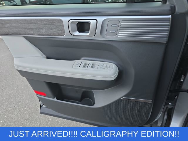 Used 2024 Hyundai Santa Fe Calligraphy image 31