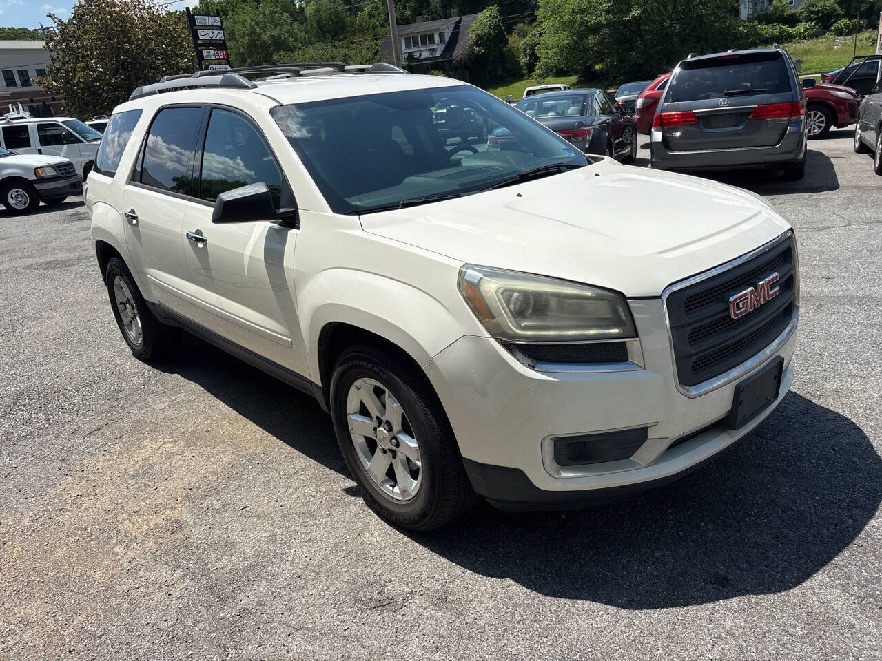 Used 2014 GMC Acadia SLE AWD/4WD image 4