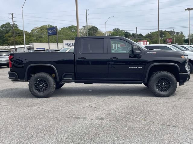 New 2026 Chevrolet Silverado 2500 ZR2 image 2