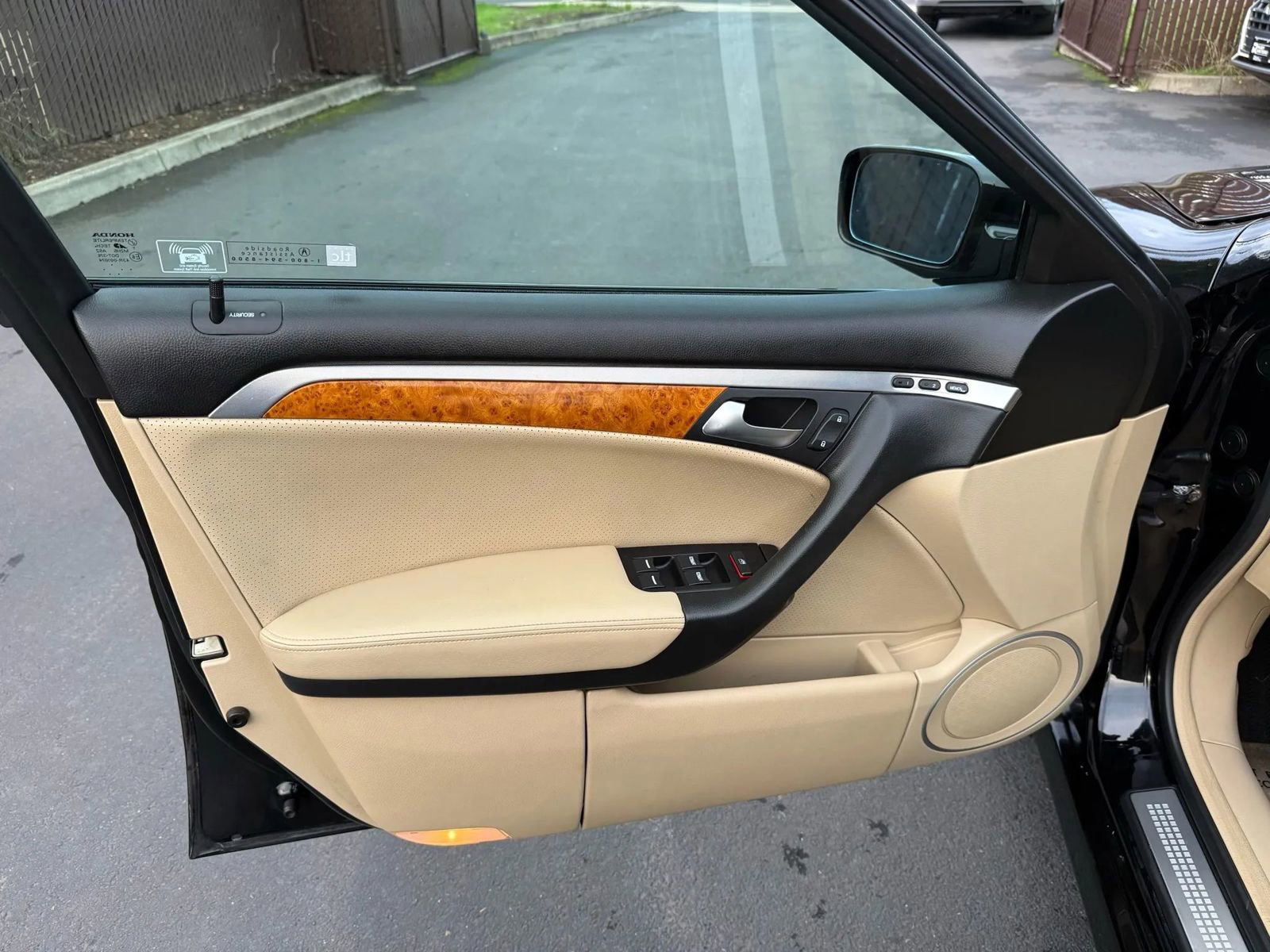 Used 2005 Acura TL image 9