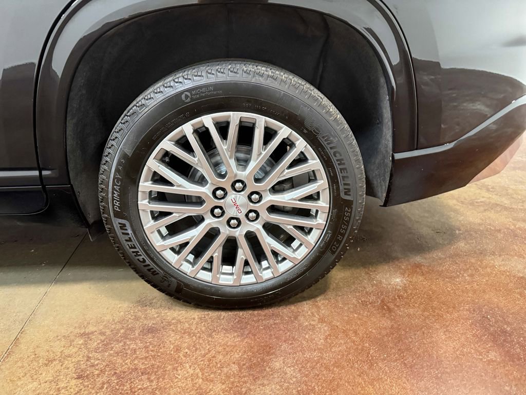 Used 2024 GMC Acadia Denali w/ LPO, Floor Liner Package image 92