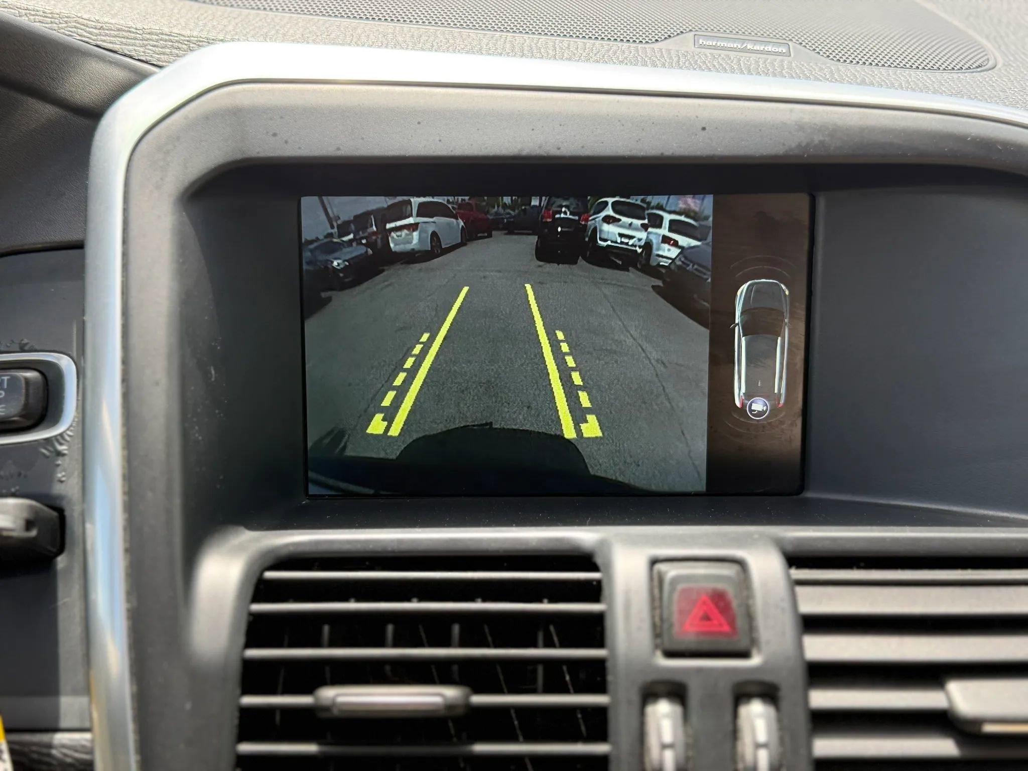 Used 2015 Volvo XC60 T5 Platinum FWD image 34