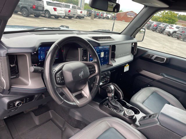 Used 2023 Ford Bronco Outer Banks w/ Sasquatch Package AWD/4WD image 27