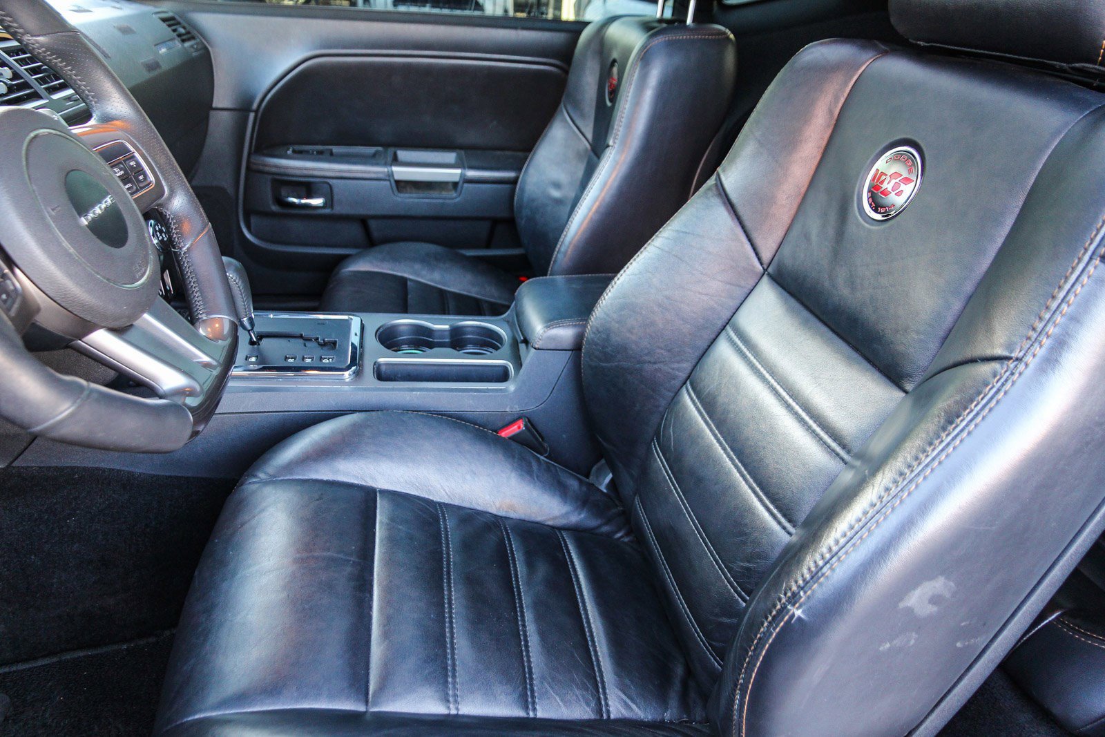 Used 2014 Dodge Challenger R/T image 31