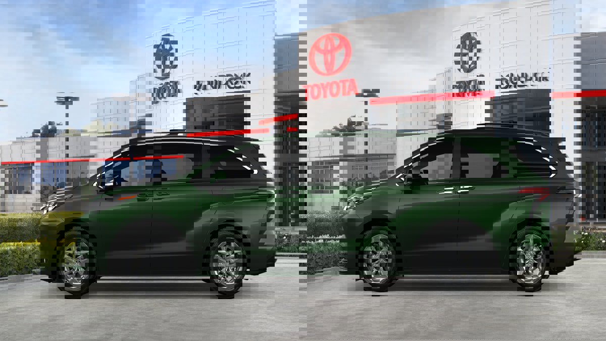 New 2026 Toyota Sienna XLE image 4