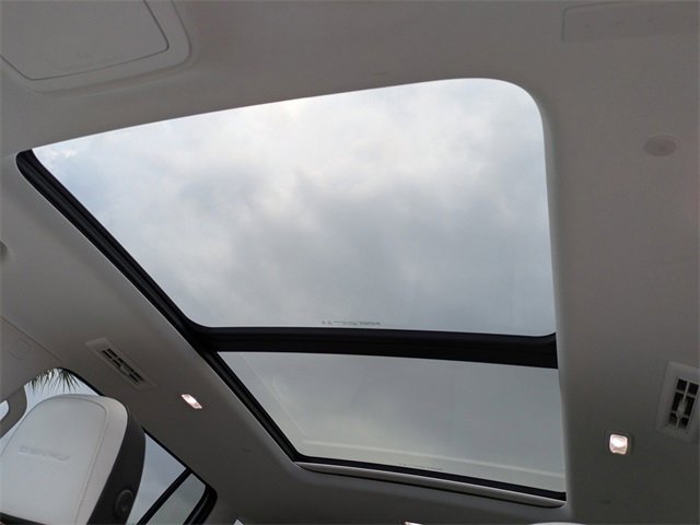 Used 2024 GMC Acadia Denali image 23