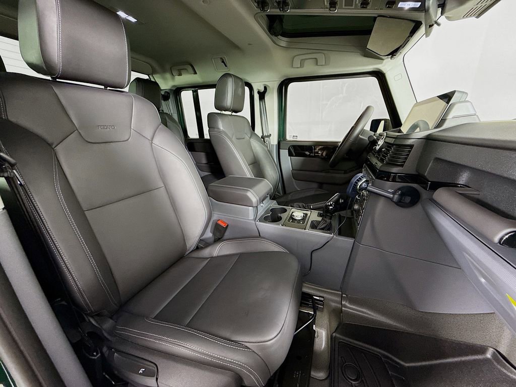 Used 2025 INEOS Grenadier Fieldmaster Edition image 26
