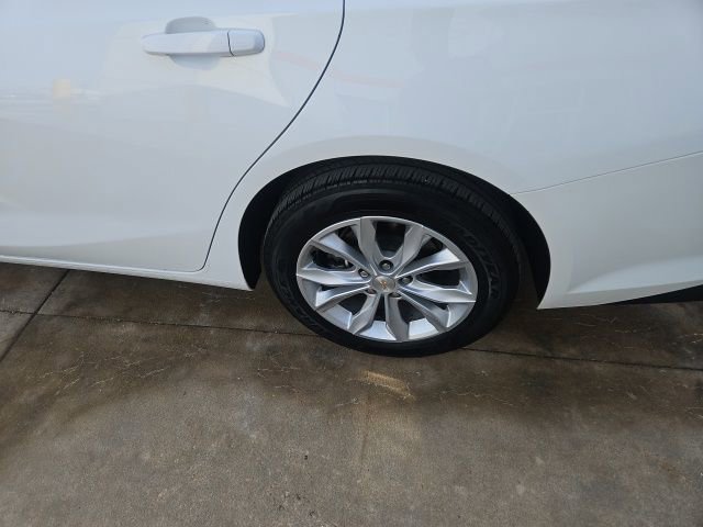 Used 2024 Chevrolet Malibu LT image 11