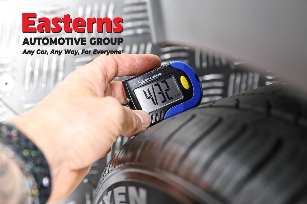 Used 2024 Hyundai Venue Limited image 27