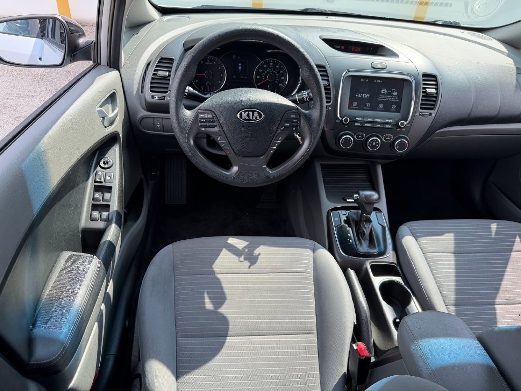 Used 2018 Kia Forte LX w/ LX Popular Package FWD image 13