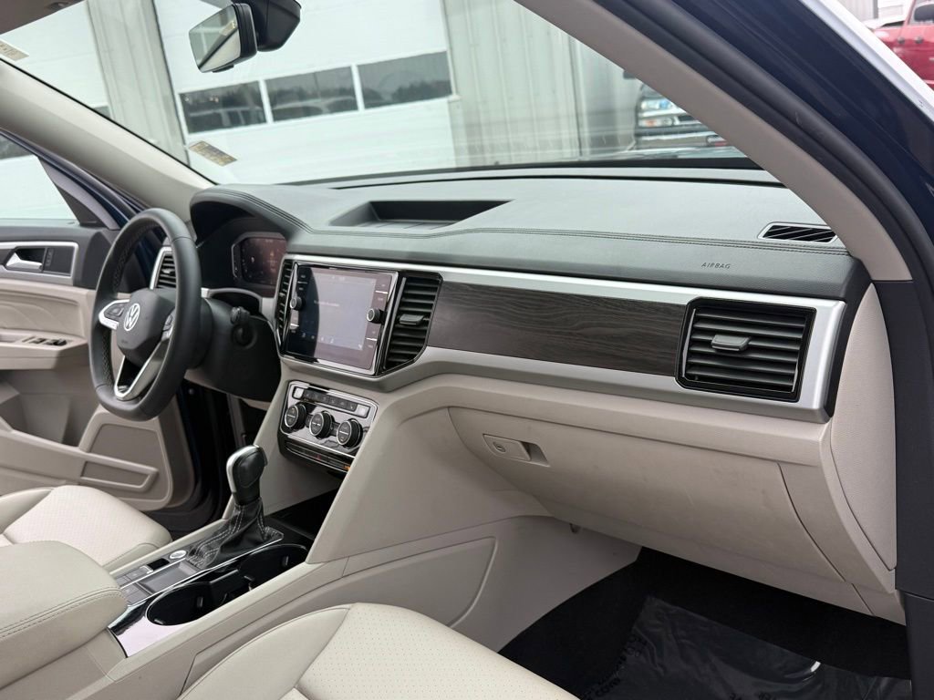 Used 2023 Volkswagen Atlas SE image 21