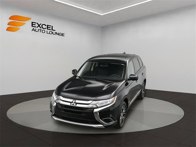 Used 2018 Mitsubishi Outlander SE image 45