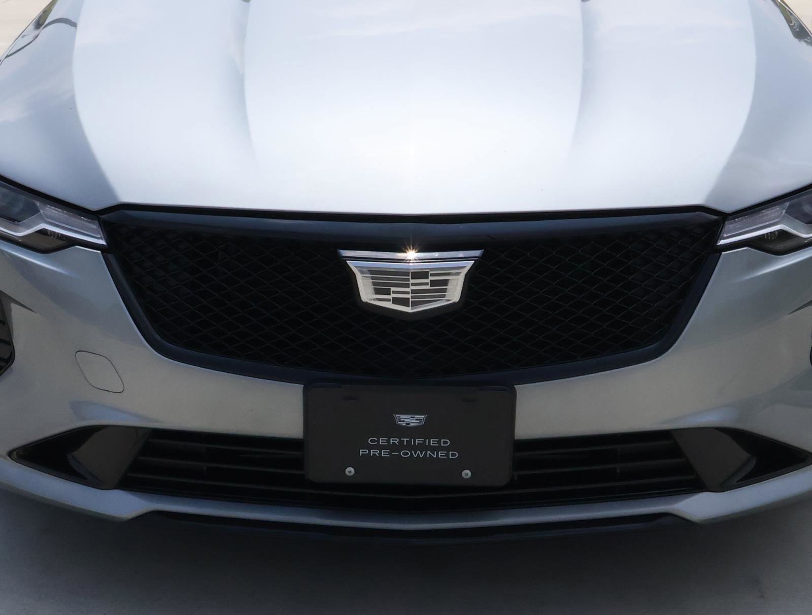 Used 2025 Cadillac CT4 Luxury RWD image 8