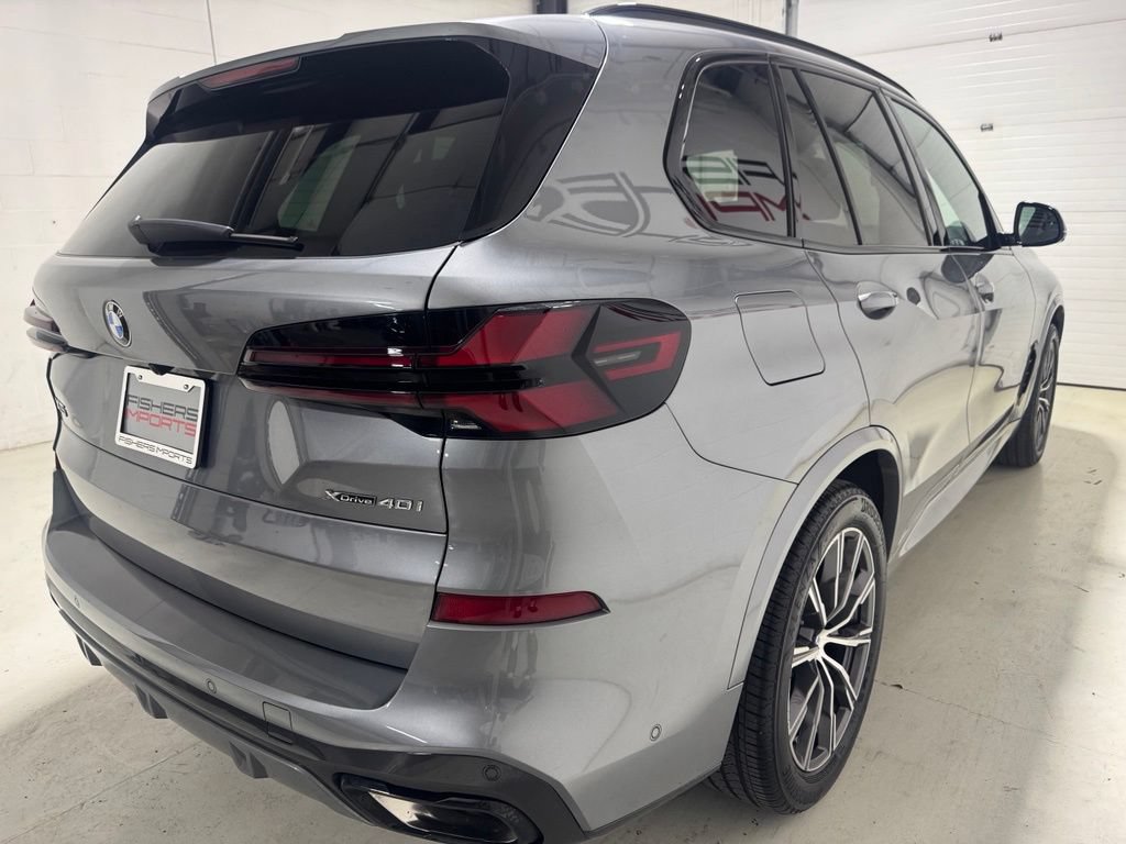 Used 2026 BMW X5 xDrive40i w/ M Sport Package AWD/4WD image 7